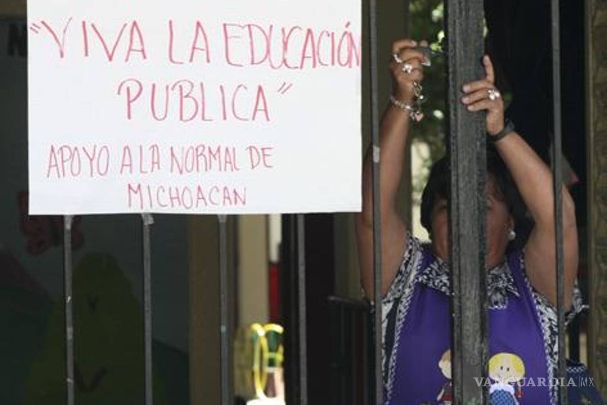 'Jóvenes deben ser escuchados': Narro reprueba violencia contra normalistas