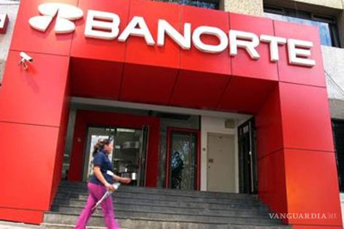Banorte compra afore Bancomer