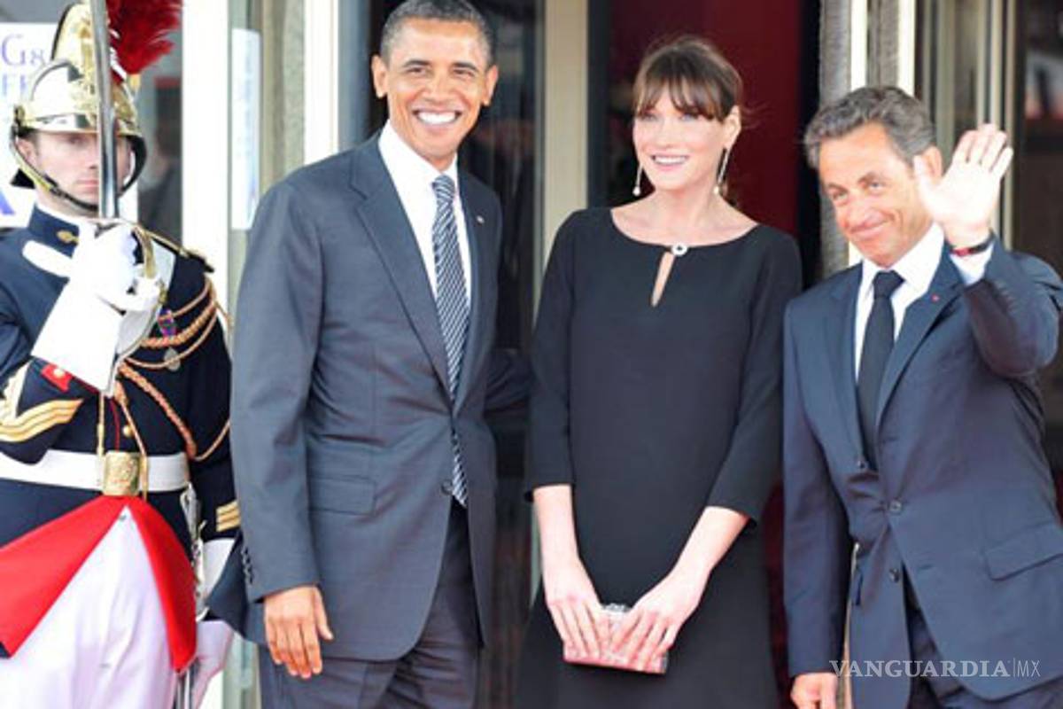 Carla Bruni presume embarazo