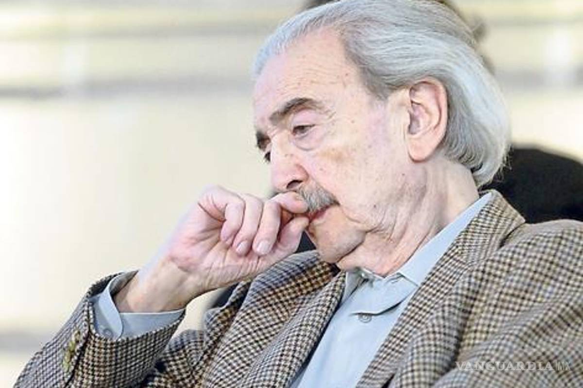 La poesía, un arte que se escribe distinto con los años: Gelman