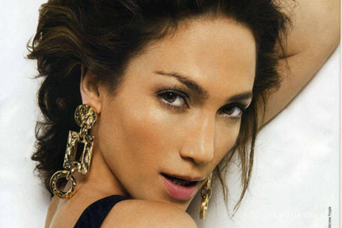 J.Lo firma contrato millonario con L'Oreal