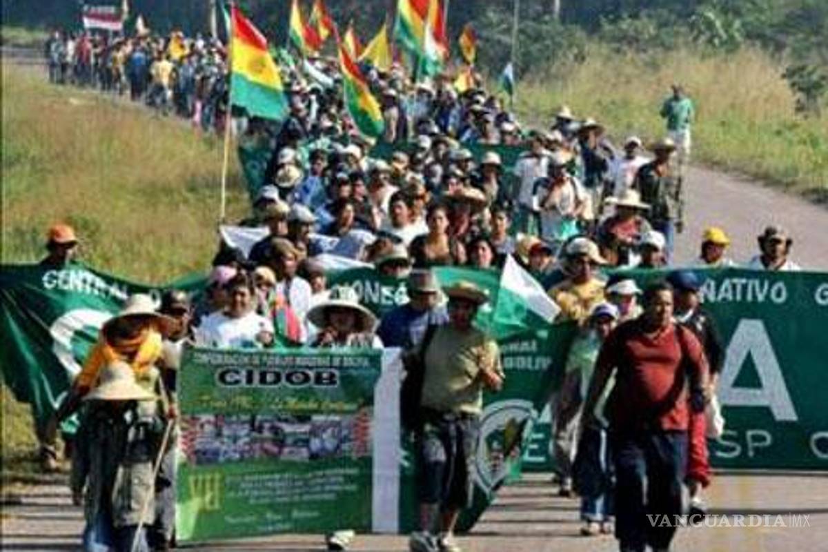 Denunciarán indígenas bolivianos en Río 20 violaciones de sus derechos