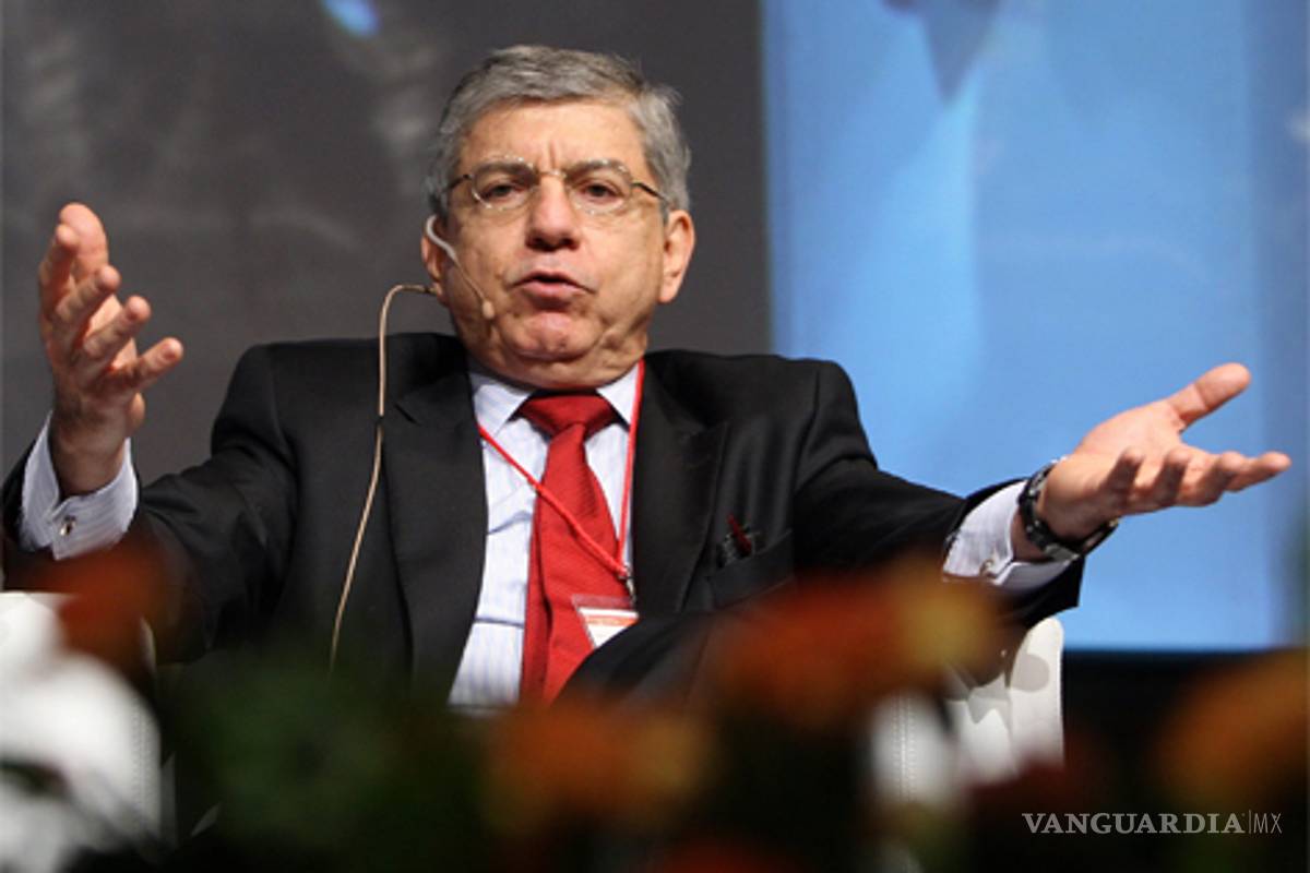 César Gaviria sugiere cambio radical contra el narco