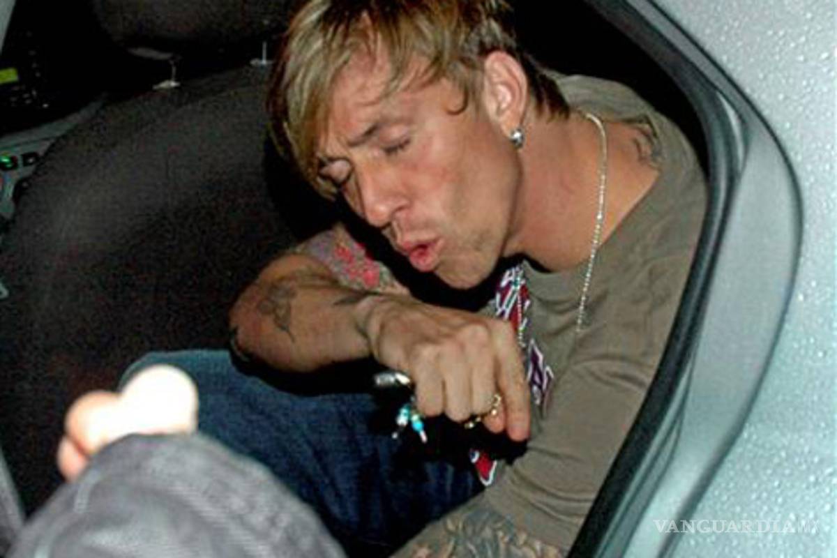 Borrachazo en Turquía: Guti se estrella contra un autobús