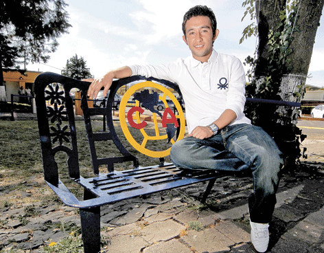 "Hobbit" Bermúdez, el águila más chiquita