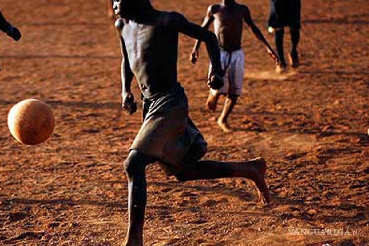 Tráfico de niños futbolistas, otra forma de esclavitud