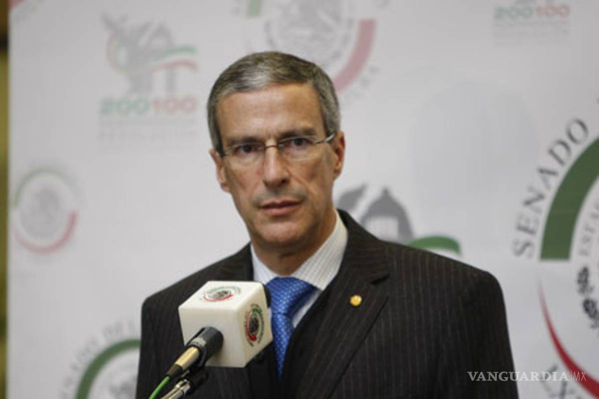 González Morfín es elegido como nuevo presidente del Senado