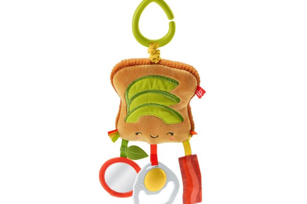 Alertan Profeco y Mattel por ‘riesgo de asfixia’ asociado al juguete ‘Brunch &amp; Go Stroller Toy’para bebé