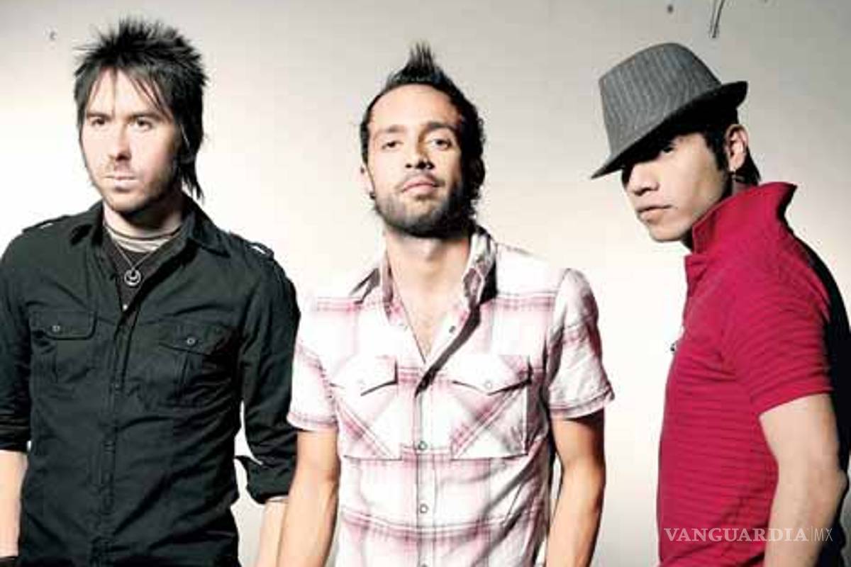 Es falso que la banda se vaya a desintegrar: Camila