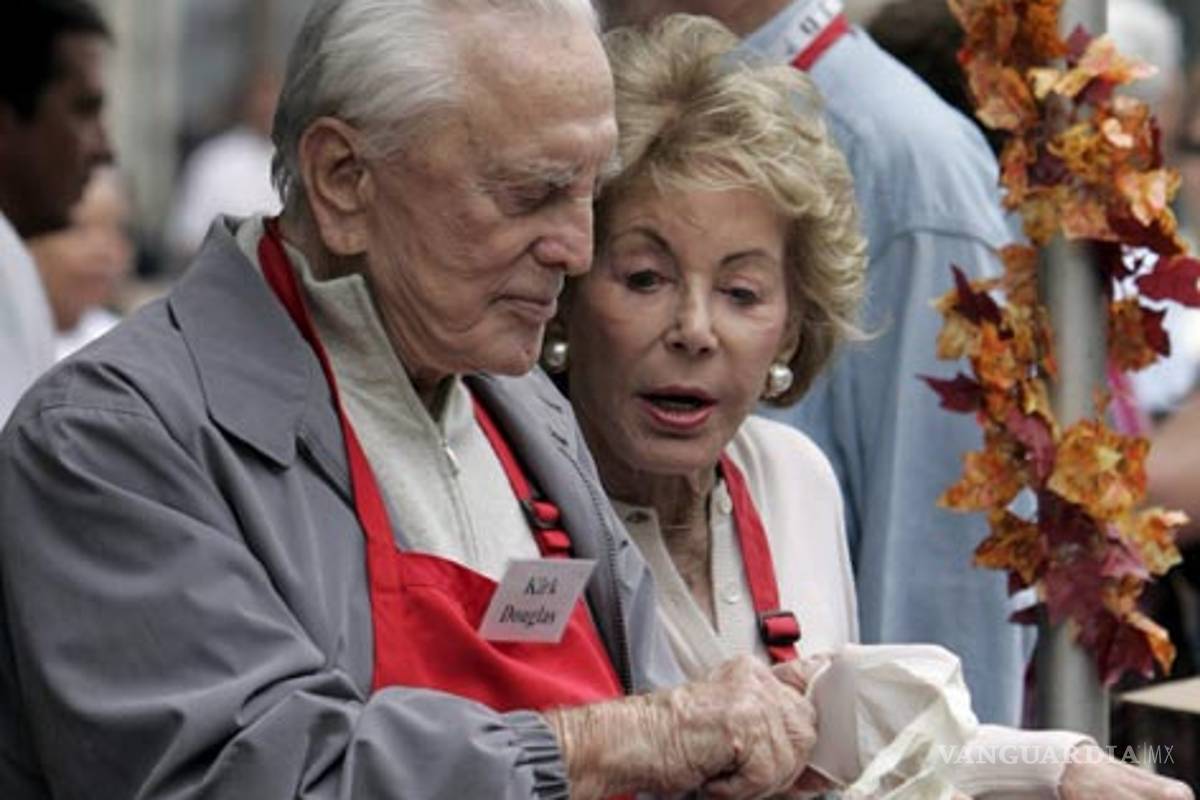 Kirk Douglas cumple 95 años