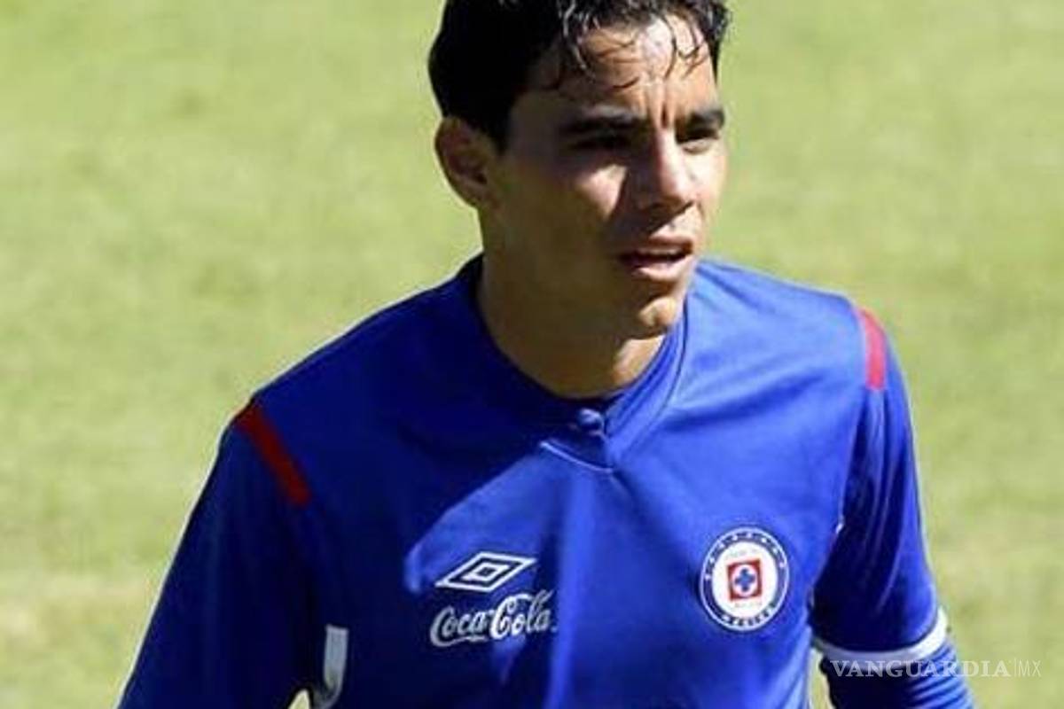 Omar Bravo, de los transferibles en Cruz Azul