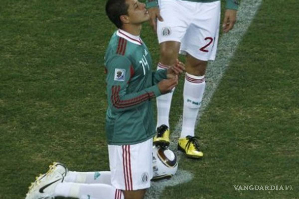 Chicharito peligra por su fe