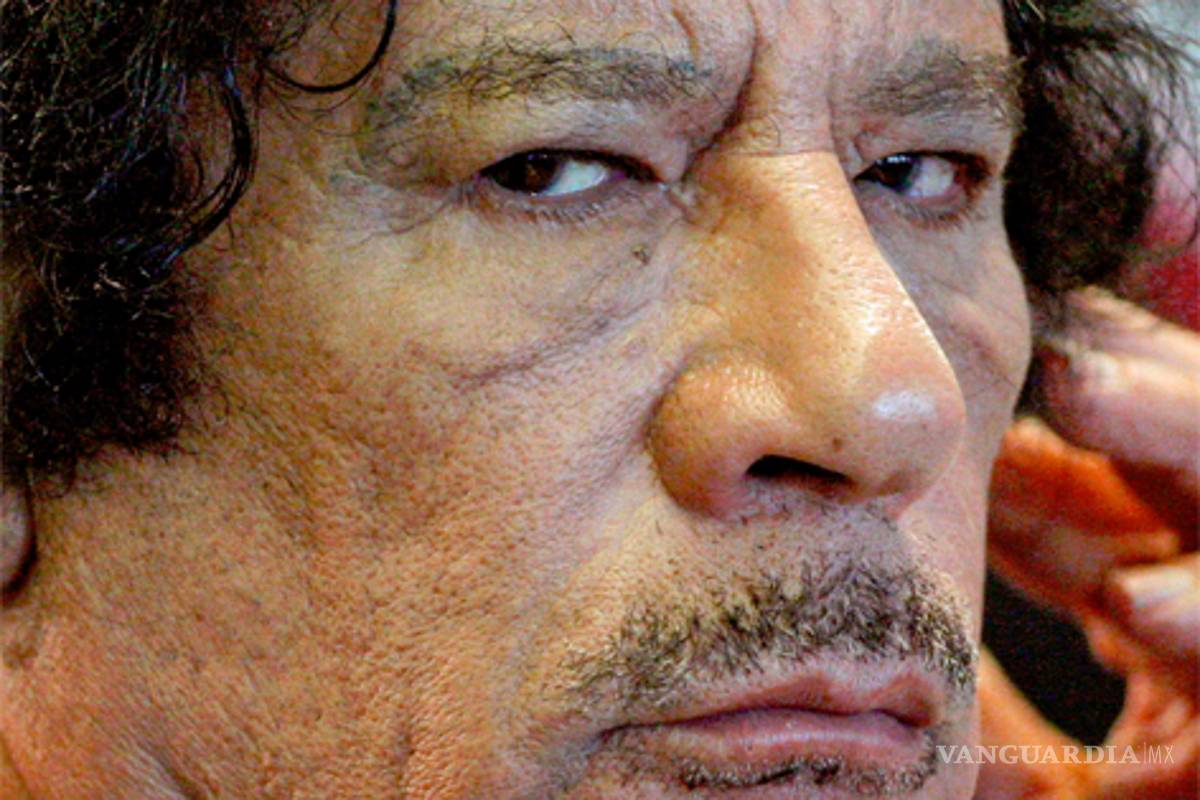 Gaddafi amenaza con guerra prolongada ante ataque