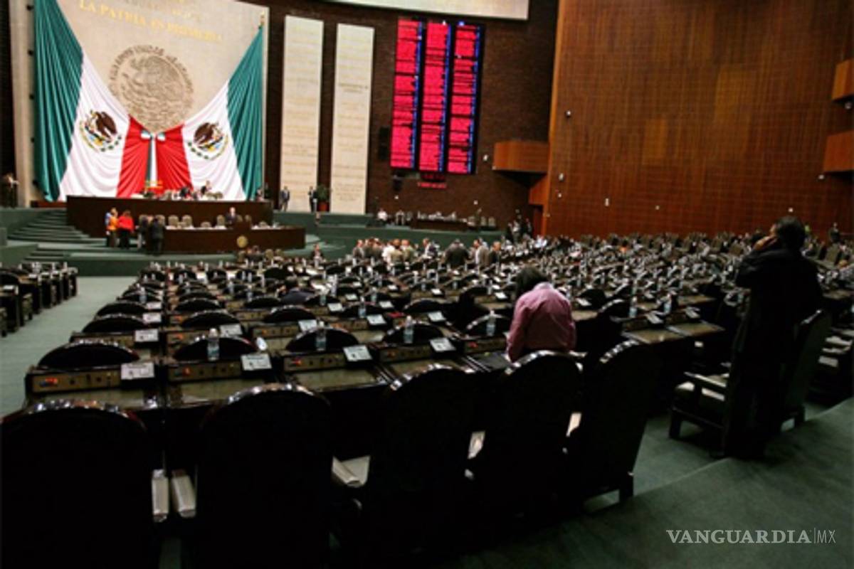 Ni religión en escuelas ni medios para el clero: Senado