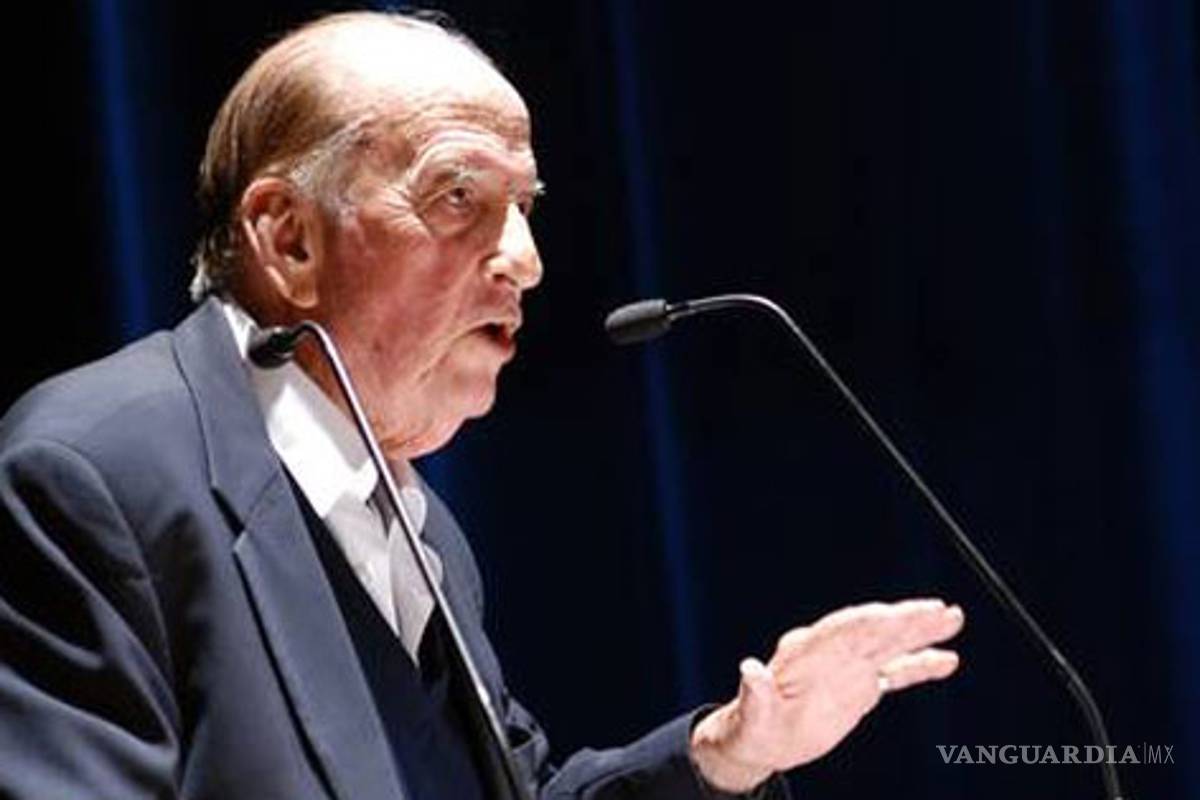 Los indignados, una esperanza para la humanidad: González Casanova