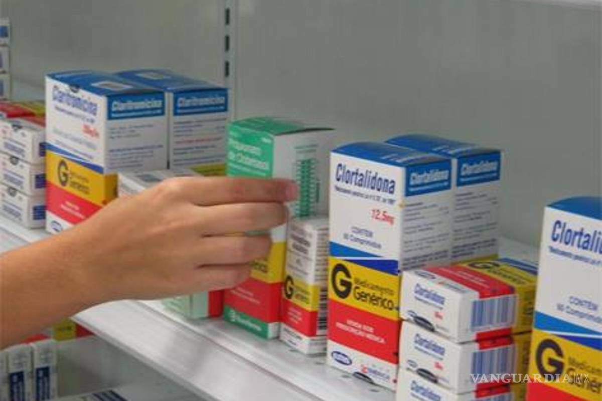 Entrega Cofepris registros para 22 fármacos genéricos