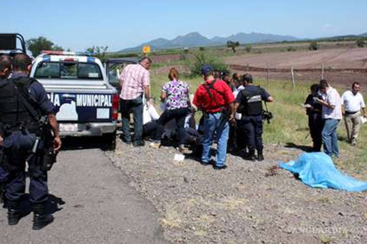Emboscan sicarios convoy policiaco en Sinaloa; 8 muertos