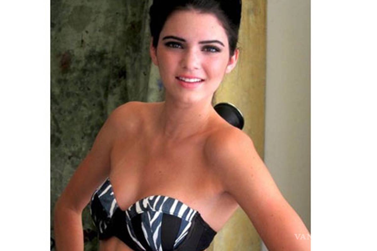Kendall Jenner hace sexy debut a los 15