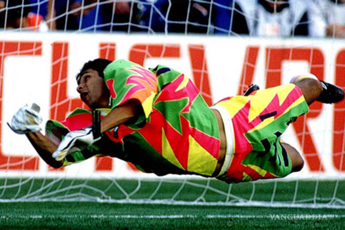 Jorge Campos, entre los mejores porteros del mundo
