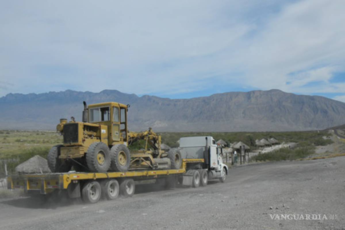 Abandonan obra de entubamiento de agua en Cuatrociénegas