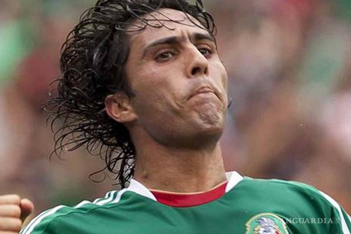 Con Aldo De Nigris, México tiene gol