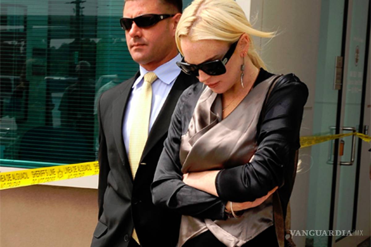 A Lohan no le alcanza para el psicólogo