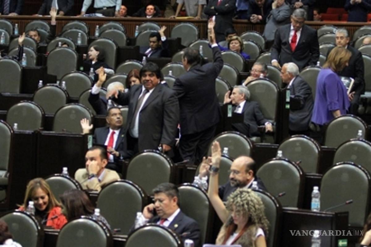 Revienta PAN la sesión para evitar debate sobre dichos de Calderón