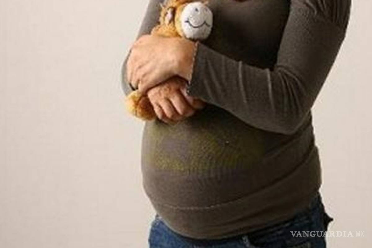 Una niña de 10 años da a luz a un bebé en España