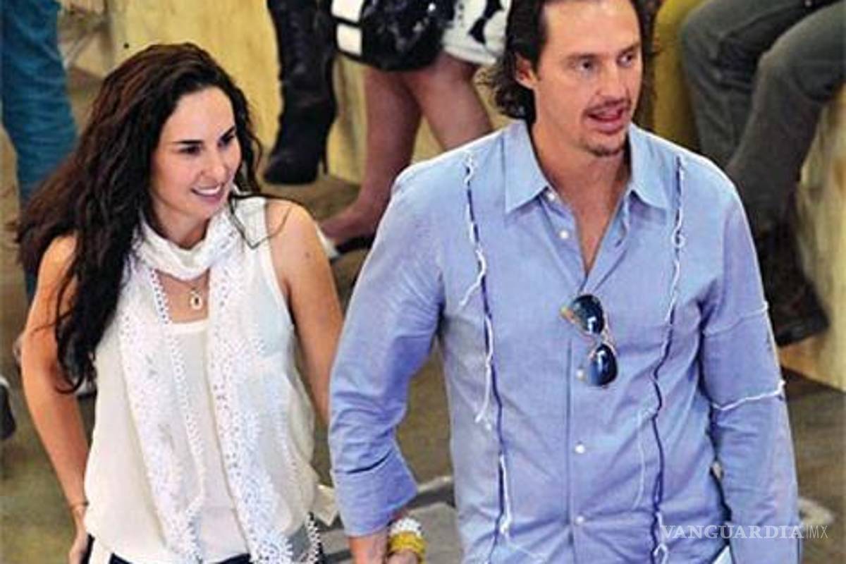 Ana Serradilla revela en Twitter que se casó