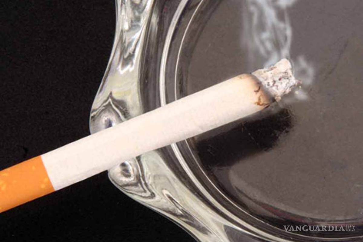 Lo que fumar le hace a tu piel: 10 puntos