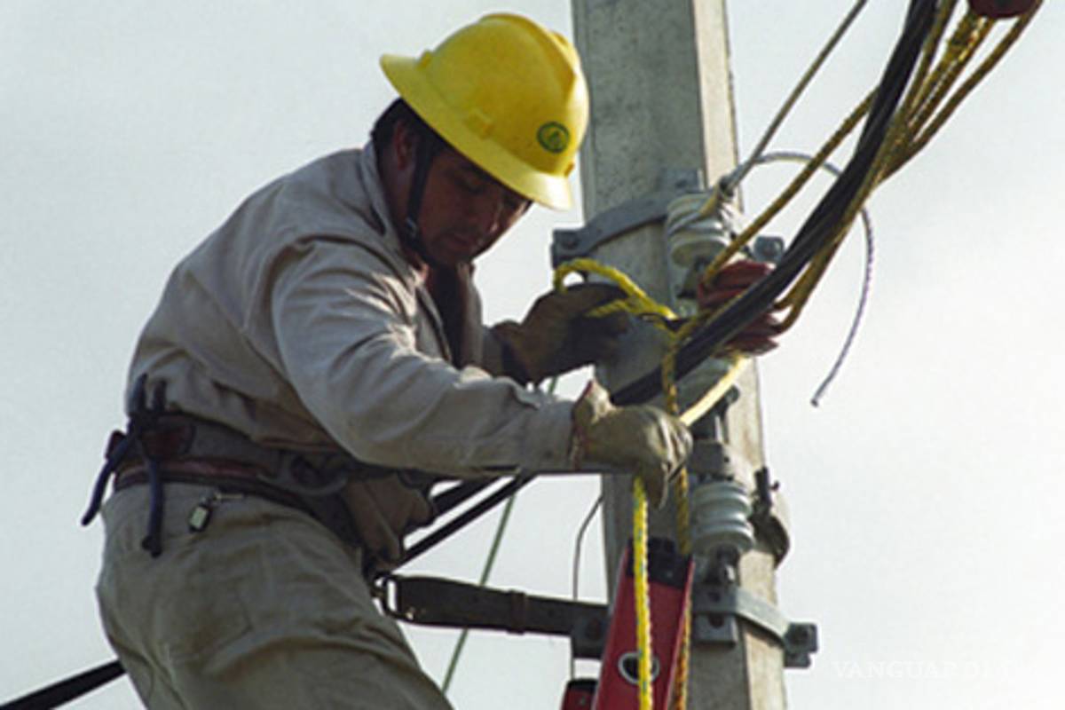 29 municipios deben 860 millones de pesos de luz, mayoría en Edomex