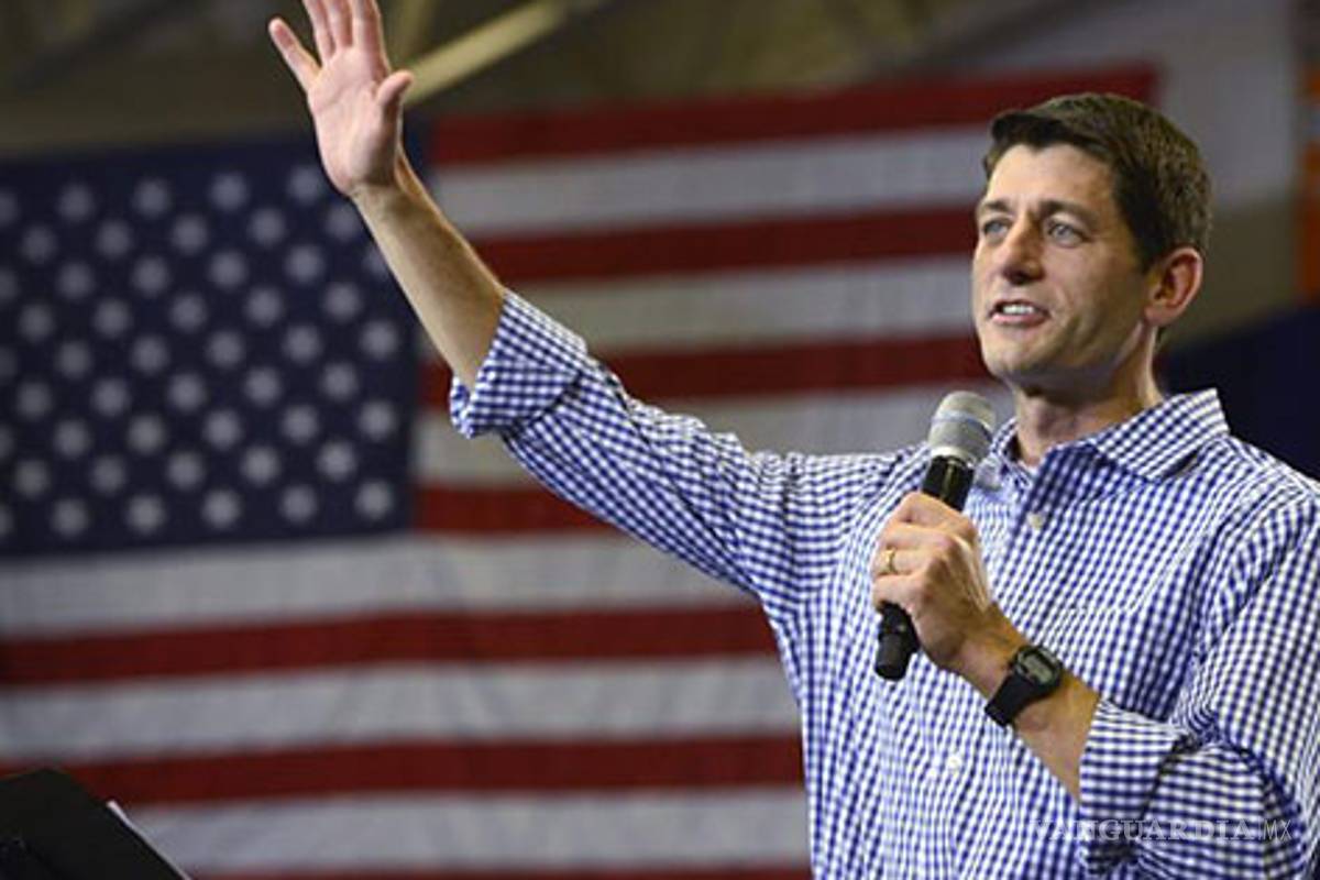 Demócratas atacan a Paul Ryan por su posición sobre la mujer