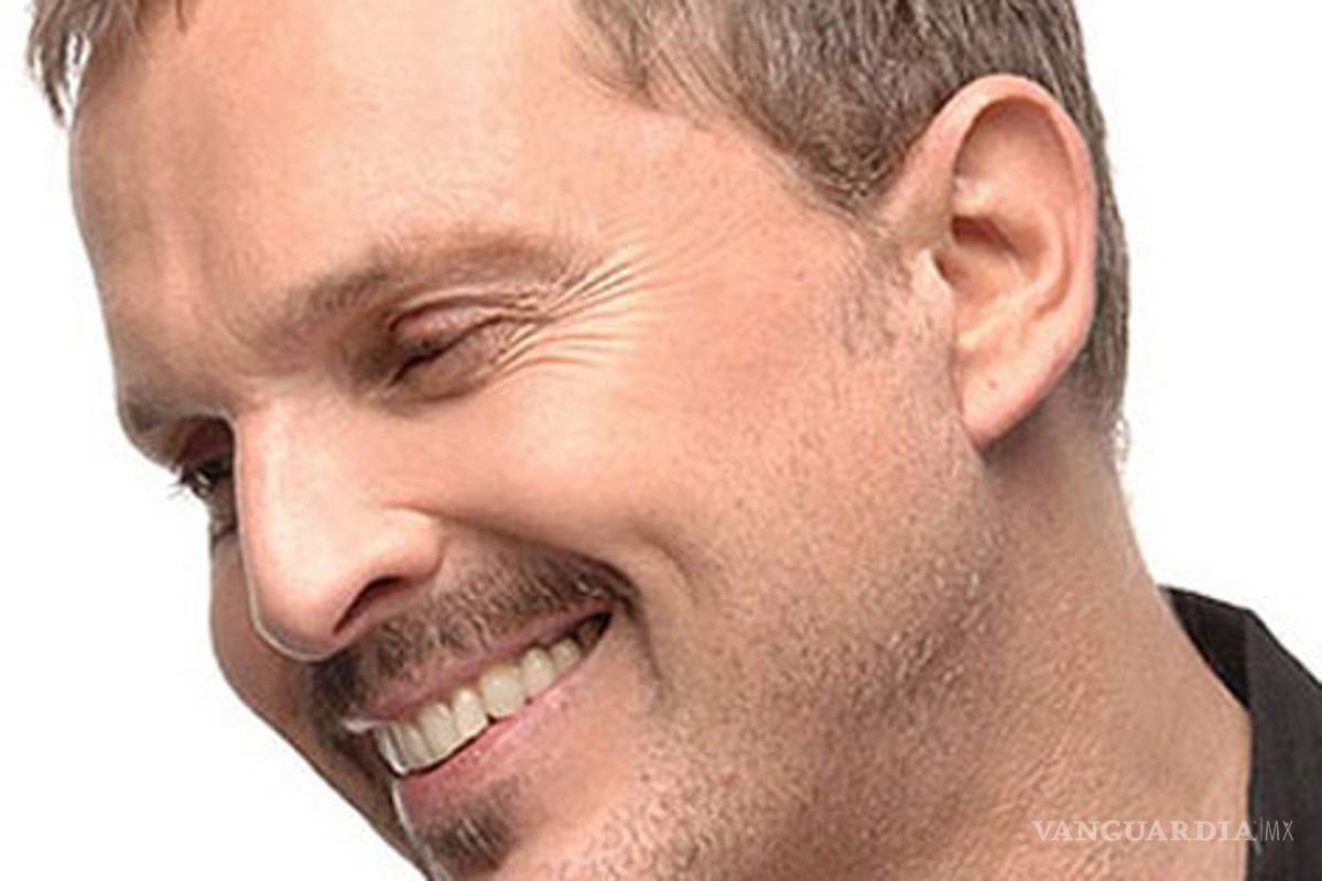 Miguel Bosé regresa con Papitwo, nuevo disco