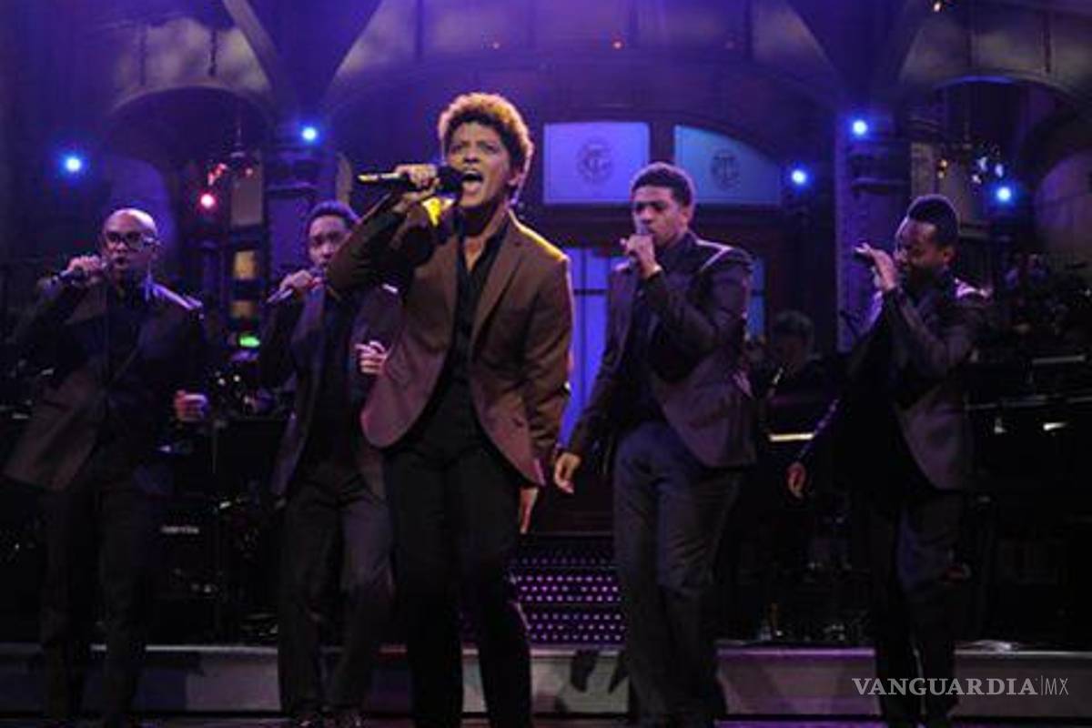 Bruno Mars anticipará tres temas más de su nuevo álbum, "Unorthodox Jukebox"