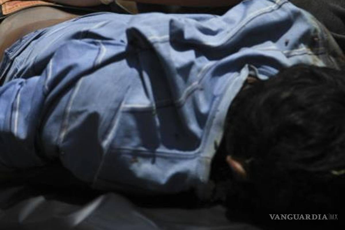 Cae en barranco auto de secuestradores de párrocos