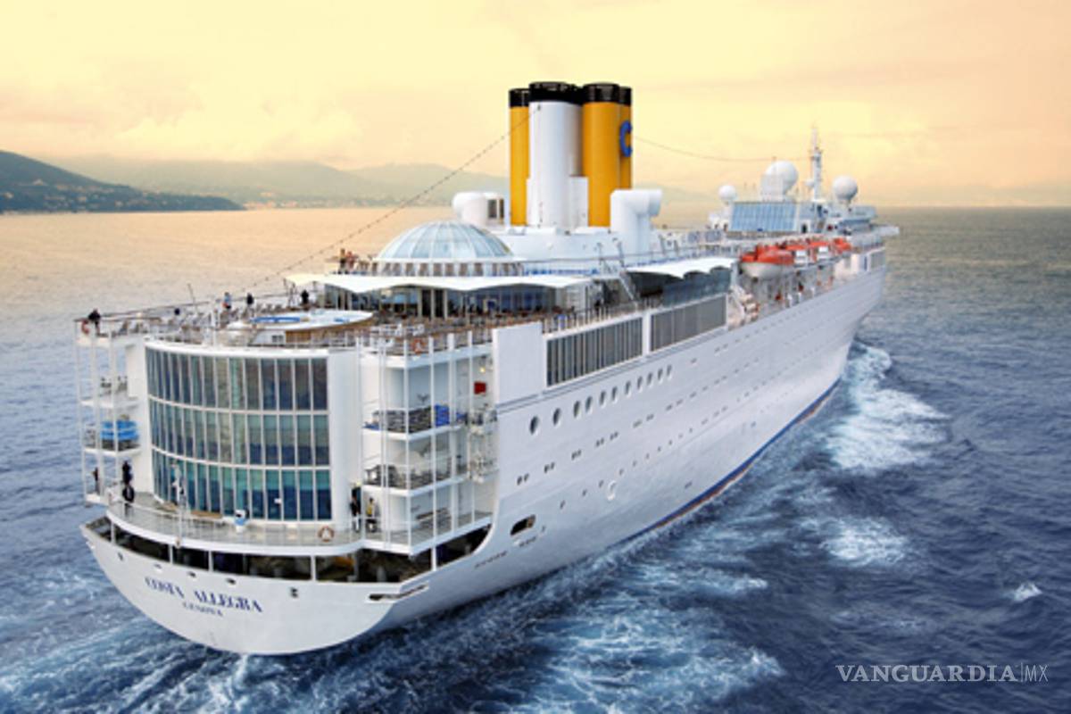Crucero Costa Allegra, a la deriva tras sufrir incendio