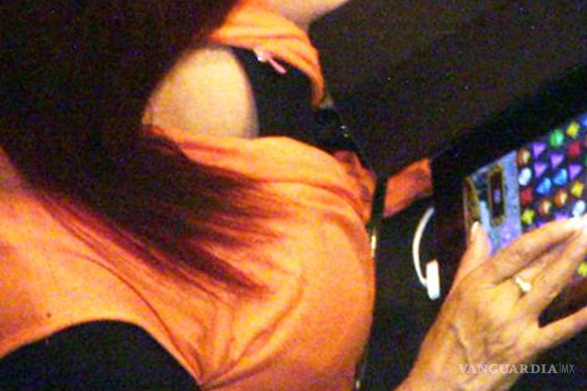 Layda Sansores se defiende: &quot;Sí estaba jugando, pero seguía la sesión&quot;