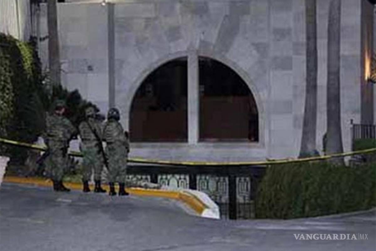 Atacan con granada sucursal de <i>El Norte</i> en Monterrey