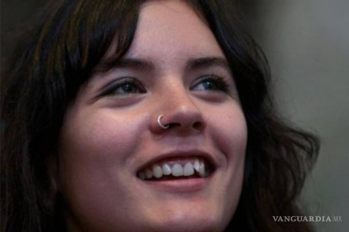 Jóvenes, motor de la transformación democrática: Camila Vallejo