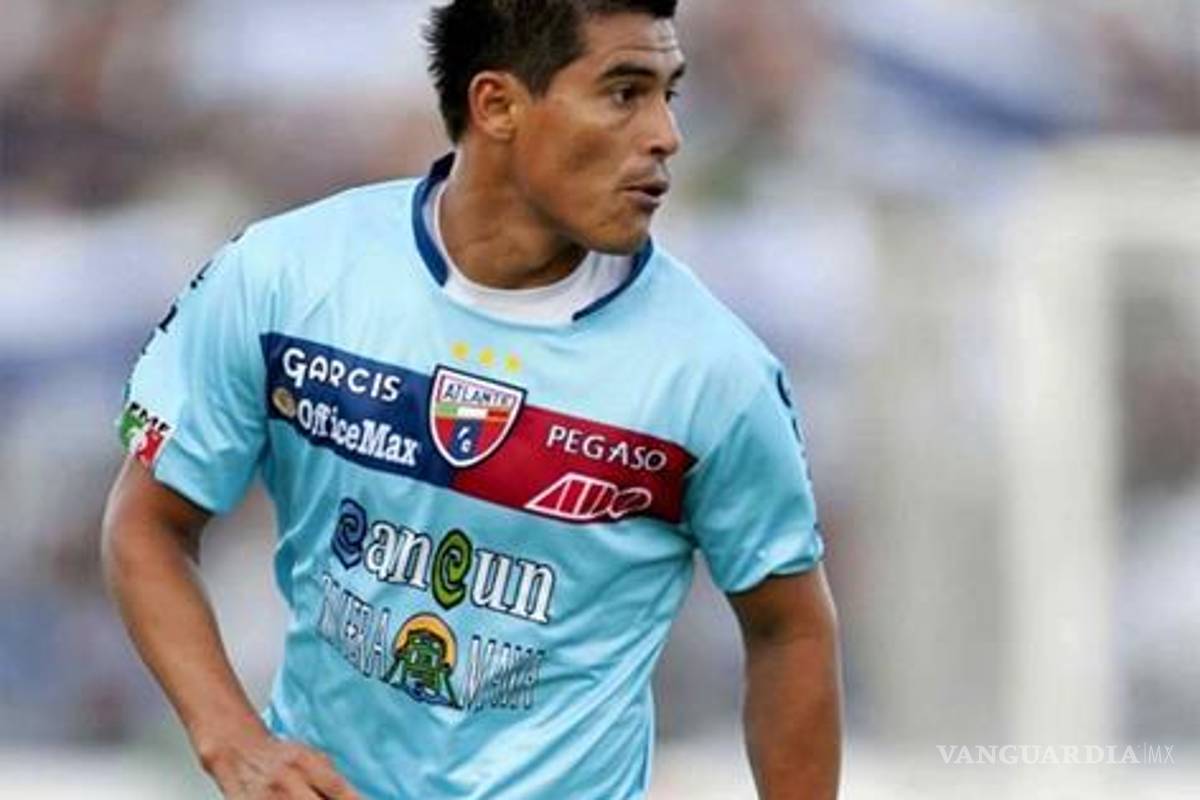 Osvaldo Martínez llega a América