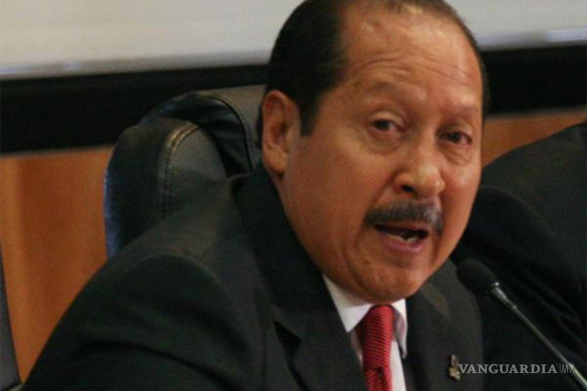 Godoy niega haber endeudado más a Michoacán