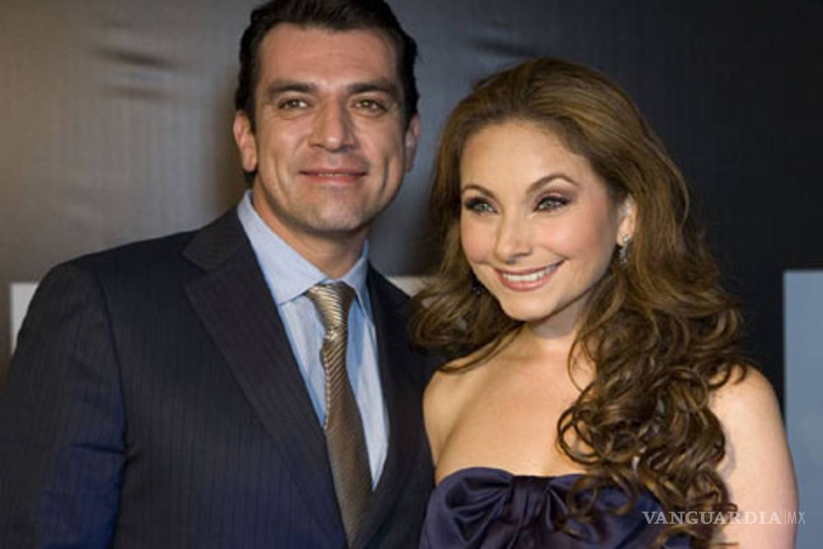 Jorge Salinas y Elizabeth Alvarez se dan el sí