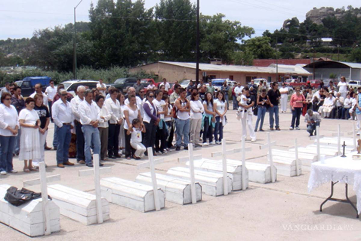 Buscan a cuatro prófugos por masacre en Creel