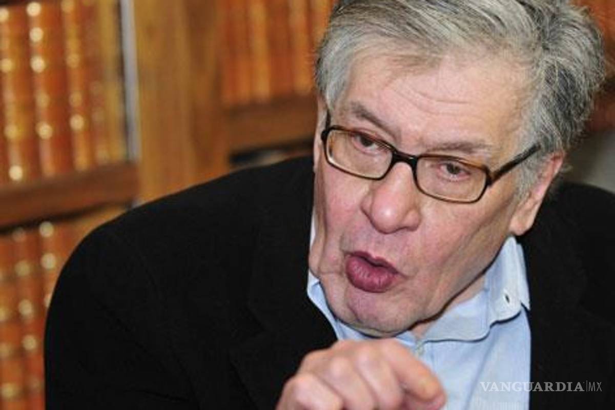 "La literatura complementa la historia": José Emilio Pacheco