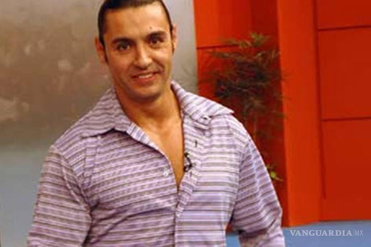 Latin Lover pide perdón por ser infiel