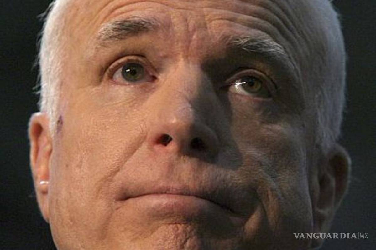 McCain critica política exterior de Obama