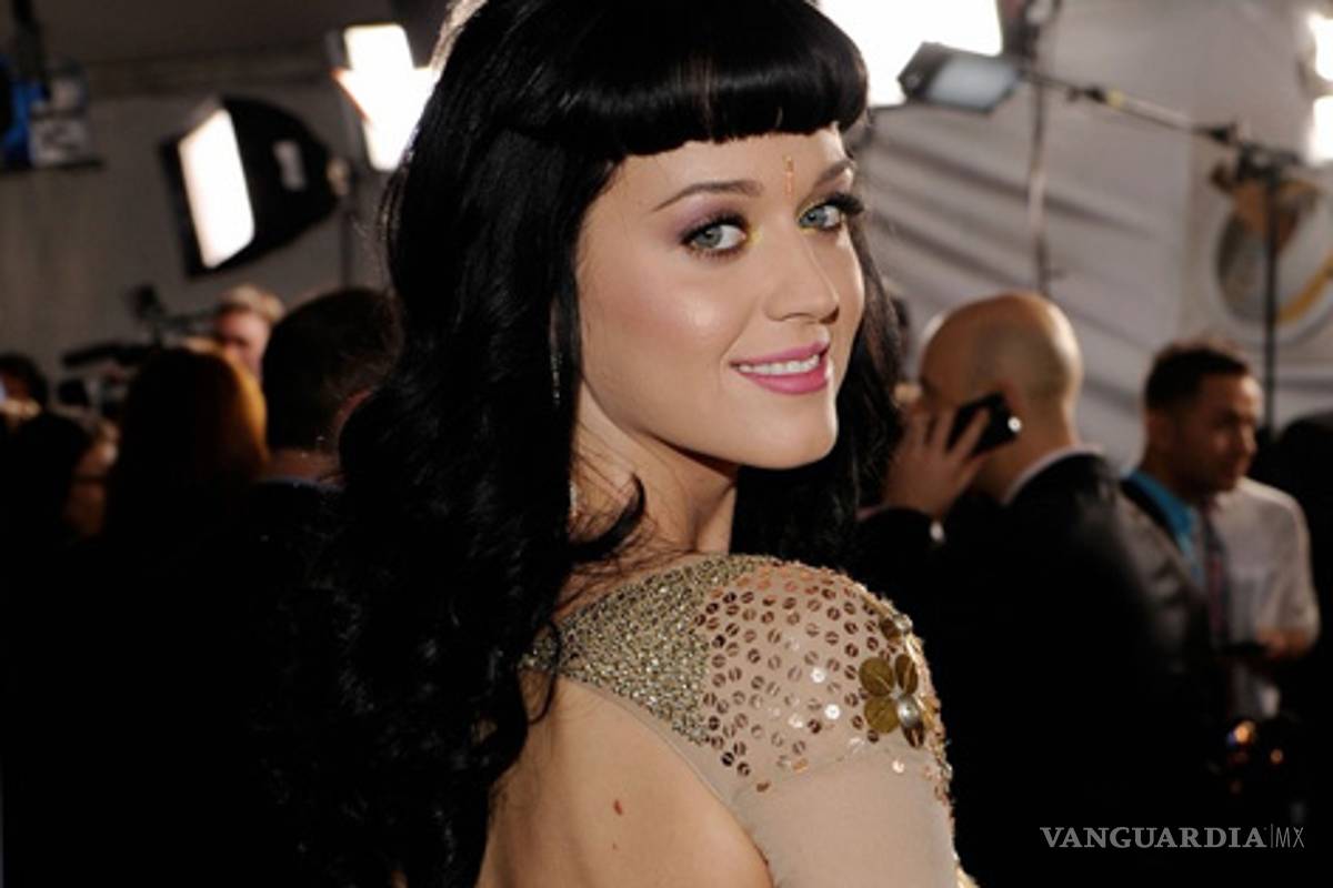 Katy Perry lanzará su propia fragancia