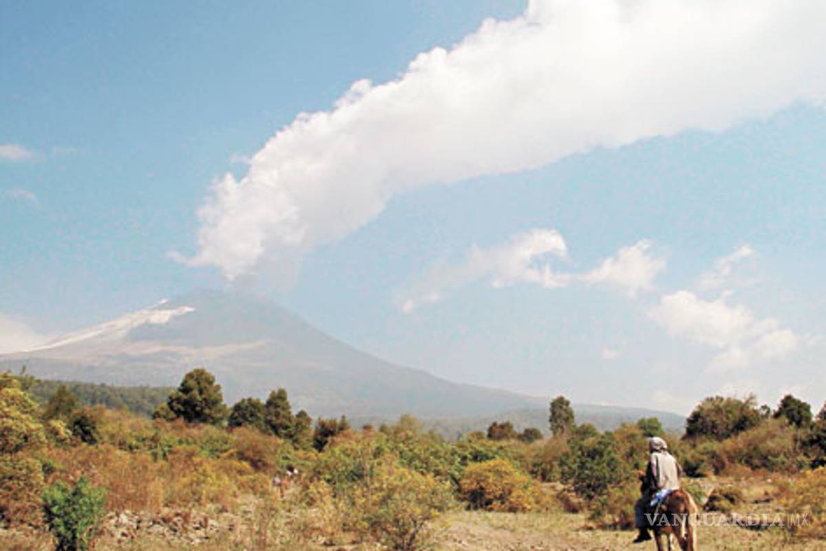 `Popo' registra 68 exhalaciones en últimas horas