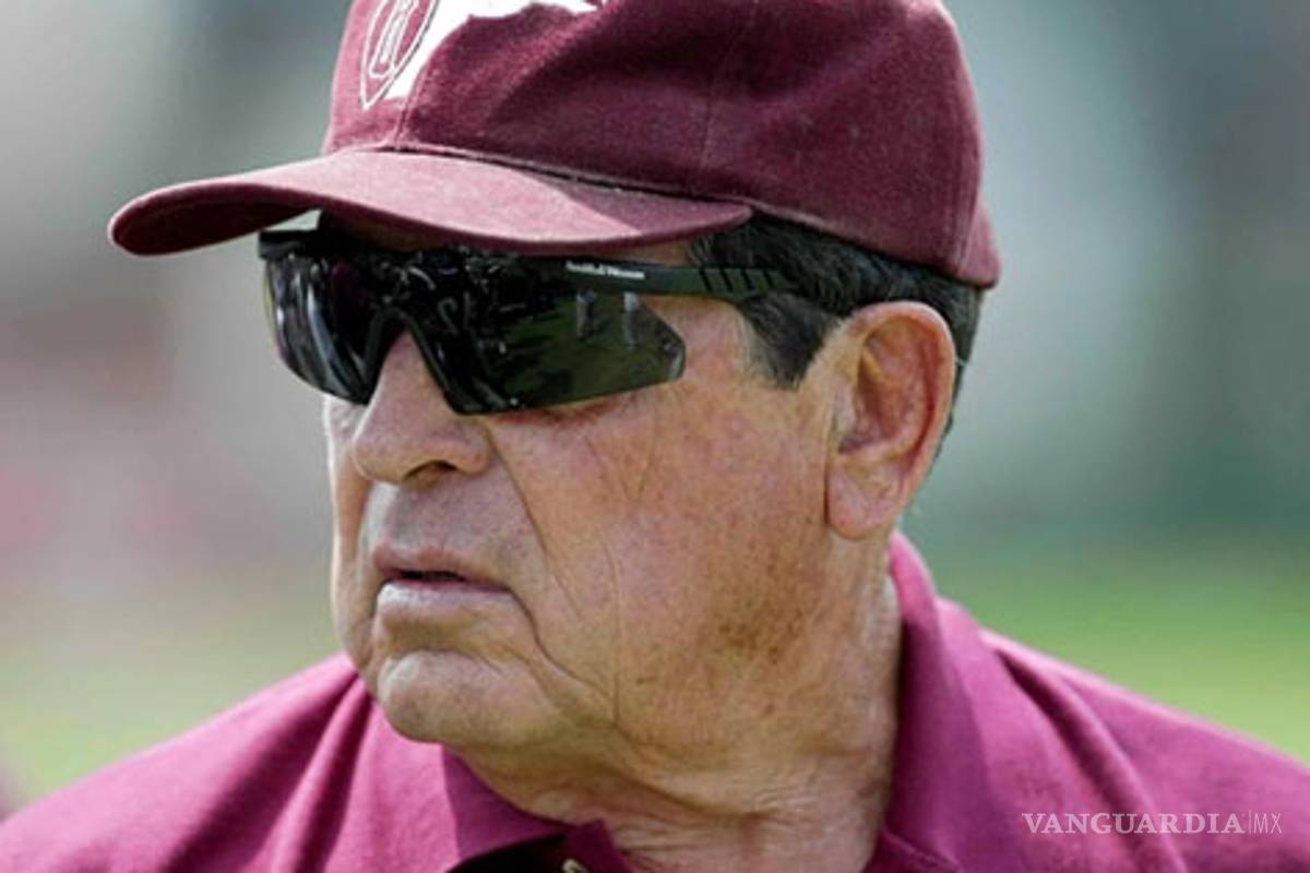 Jacinto Licea deja a las Aguilas Blancas