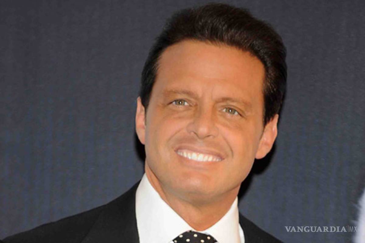 Sexoservidora da detalles de encuentro íntimo con Luis Miguel